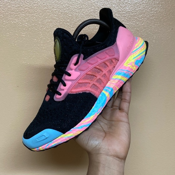 Adidas Ultraboost DNA Climacool “Core Black/Beam Pink/Beam Yellow” GV8758 - Picture 10 of 16